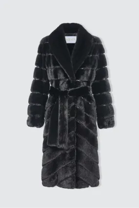 ---------Cappotto in pelliccia nera con collo a stola--------