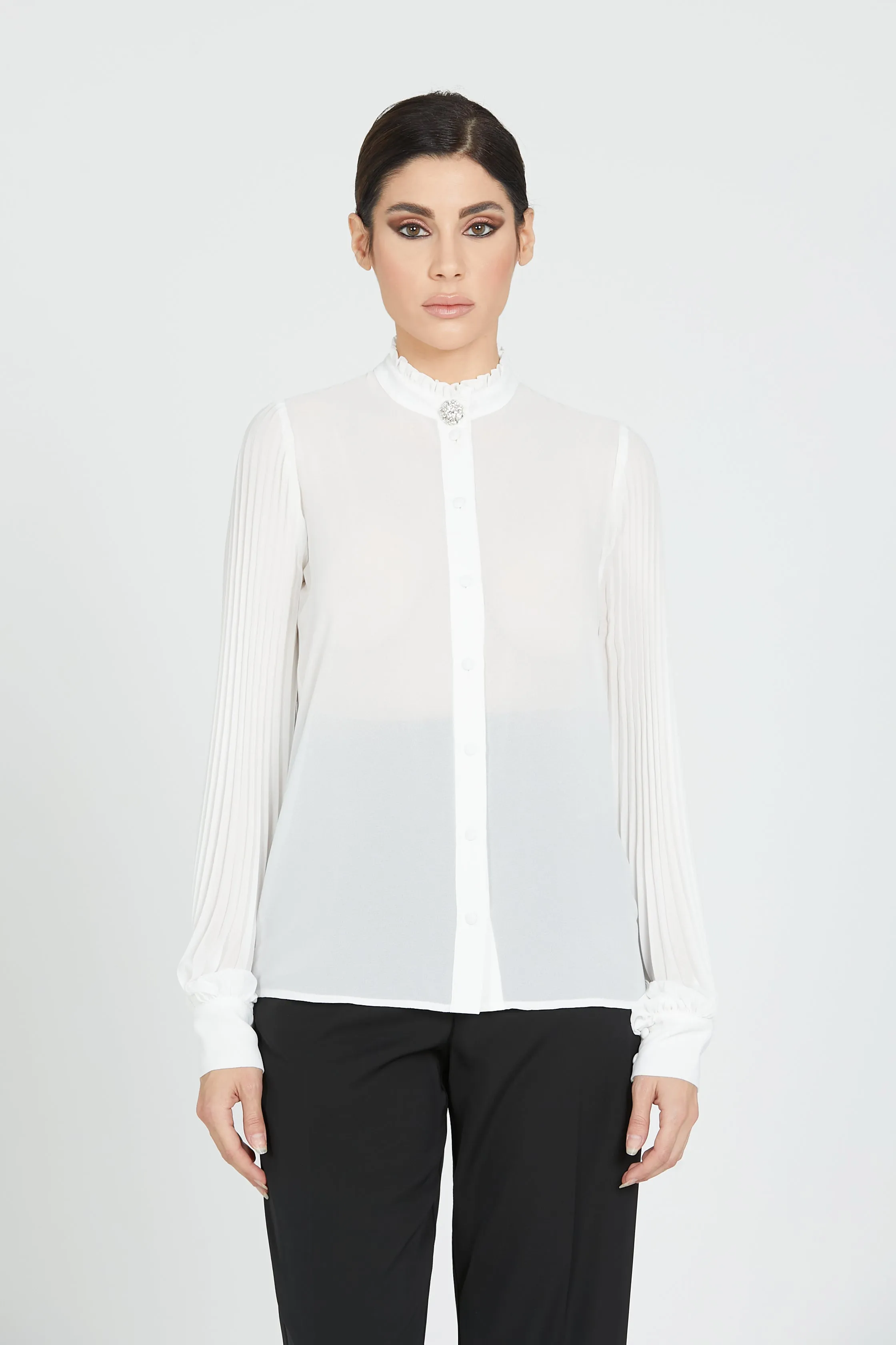 Camicia ATLANTIDE manica lunga plisse’ collo coreana più bottone gioiello