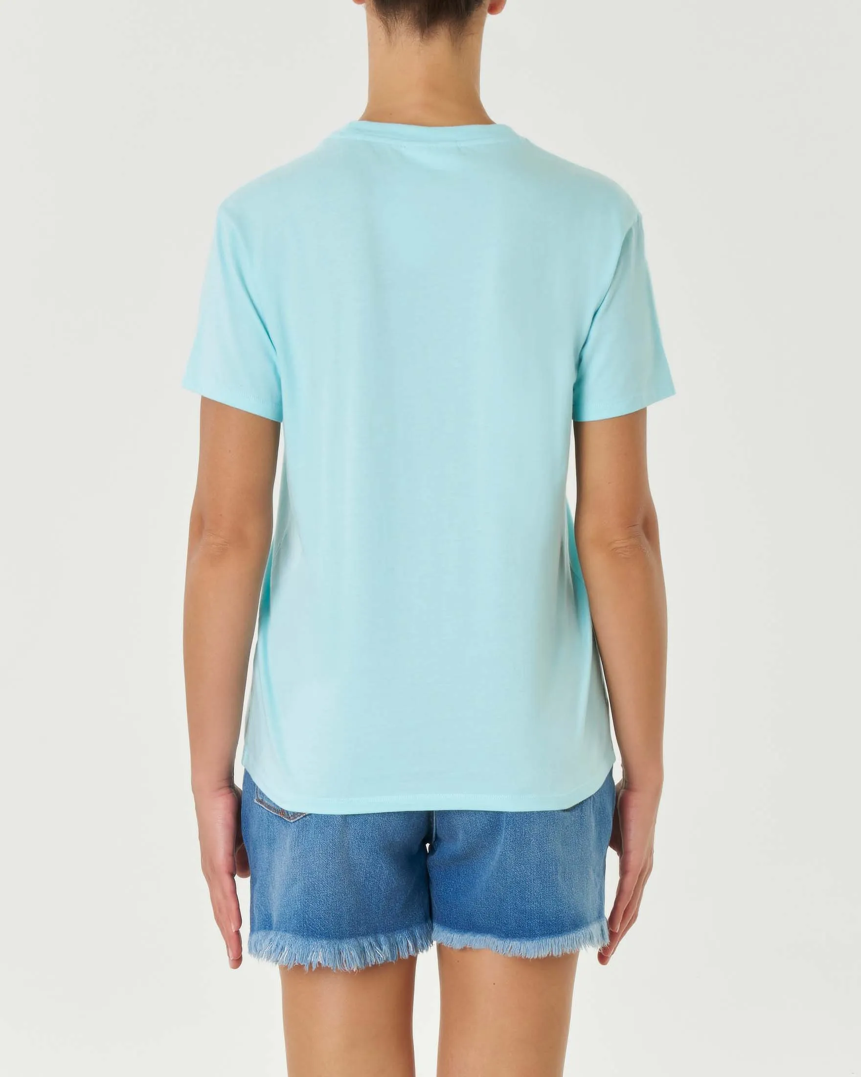 T-shirt color acqua a tinta unita in puro cotone con logo piccolo bianco ricamato sul petto